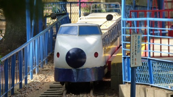 姫路動物園 新幹線